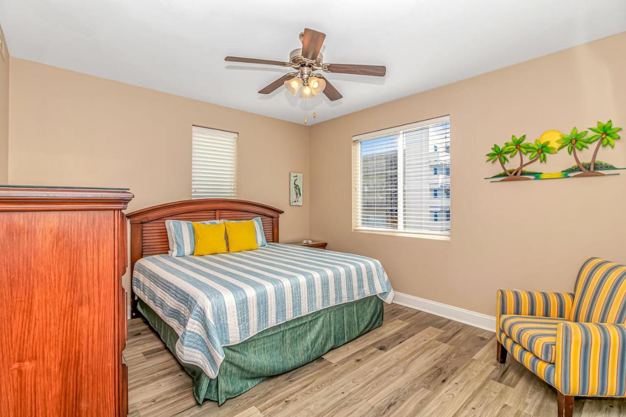 Ocean Breeze Luxury Villas 3D, Nicely Updated! Across From The Ocean! Sleeps 18 ! Myrtle Beach Eksteriør billede