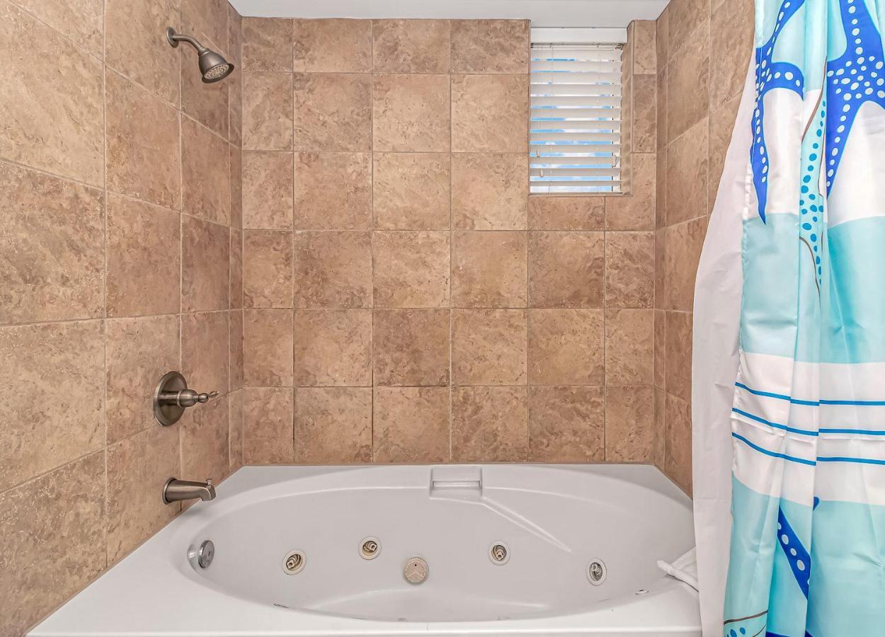 Ocean Breeze Luxury Villas 3D, Nicely Updated! Across From The Ocean! Sleeps 18 ! Myrtle Beach Værelse billede